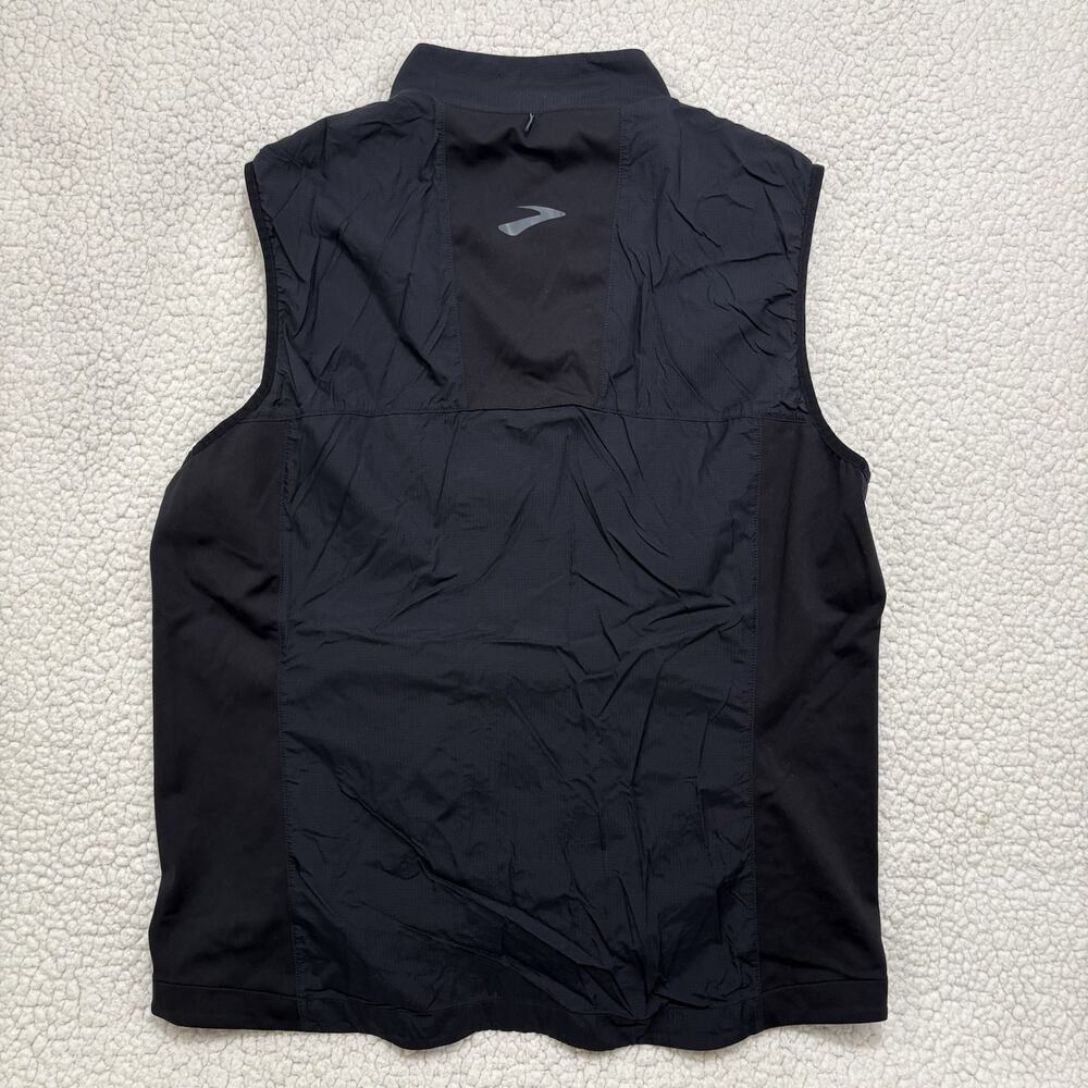 Brooks Shield Hybrid Running Vest Men’s L Black Full Zip Lightweight Insulated - Picture 6 of 10